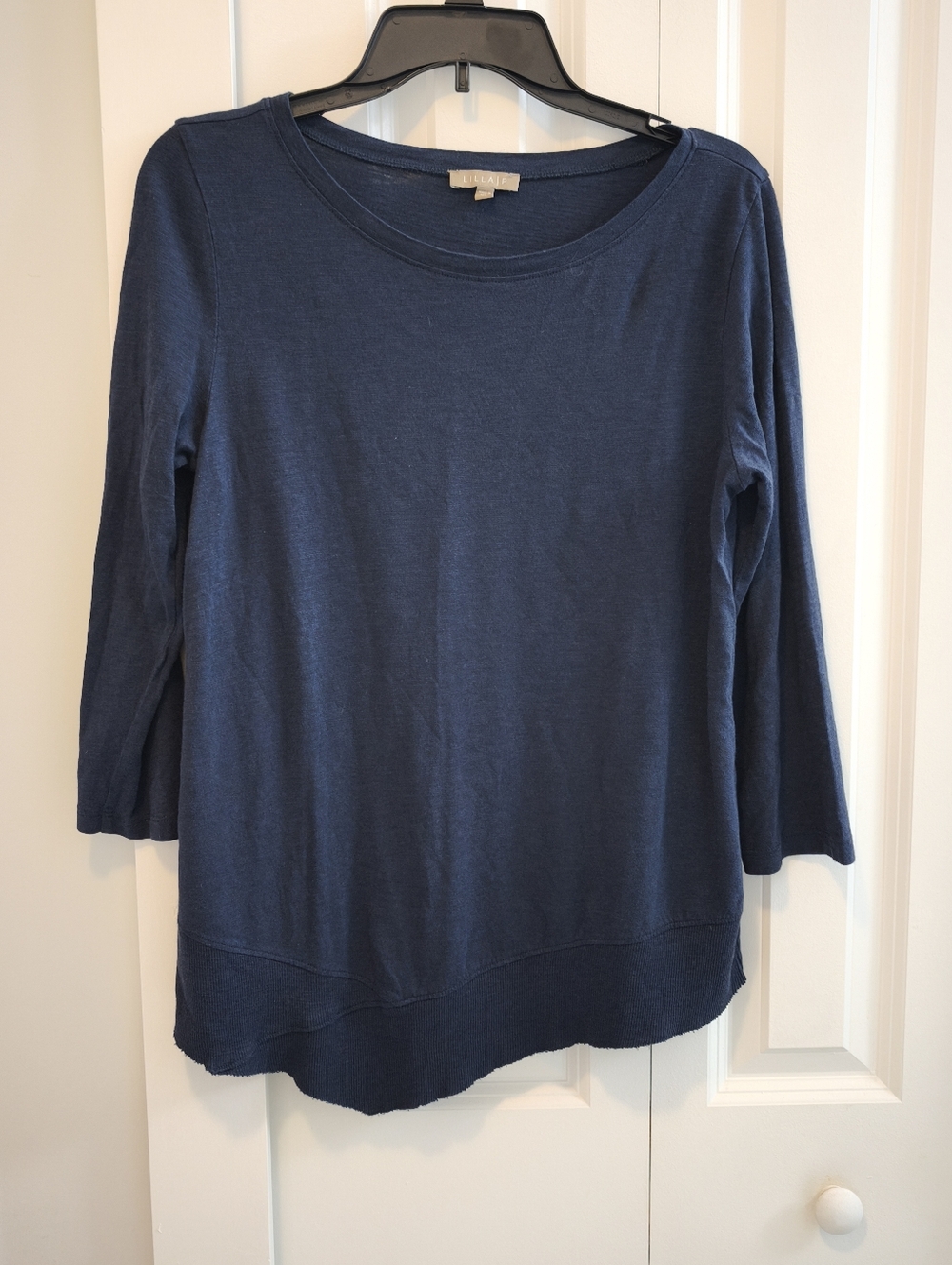 Lilla P Women's 3/4 sleeve asymmetrical Casual Top